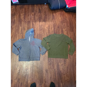 Old Navy Boys Sweatshirt Sweater Lot size small 6/7